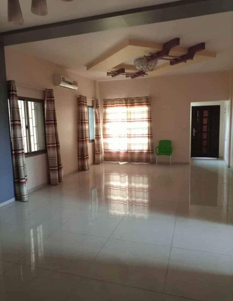 Villa à Gombe - Image 1